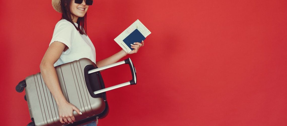 ביטוח נסיעות שנתי מולטי טריפ: למי משתלם וכמה עולה